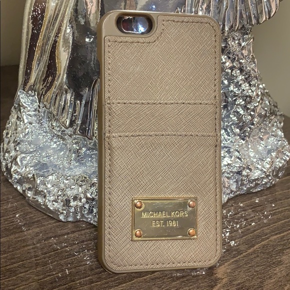 MICHAEL KORS Card Holder iPhone 5 & 5s Case - Picture 2 of 6
